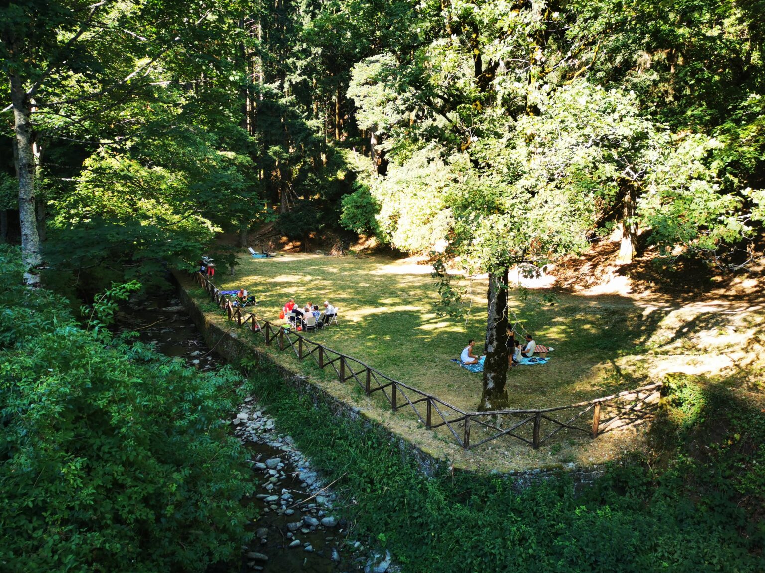 The meadow by the stream, perfect for a picnic – Camaldoli, Casentino
