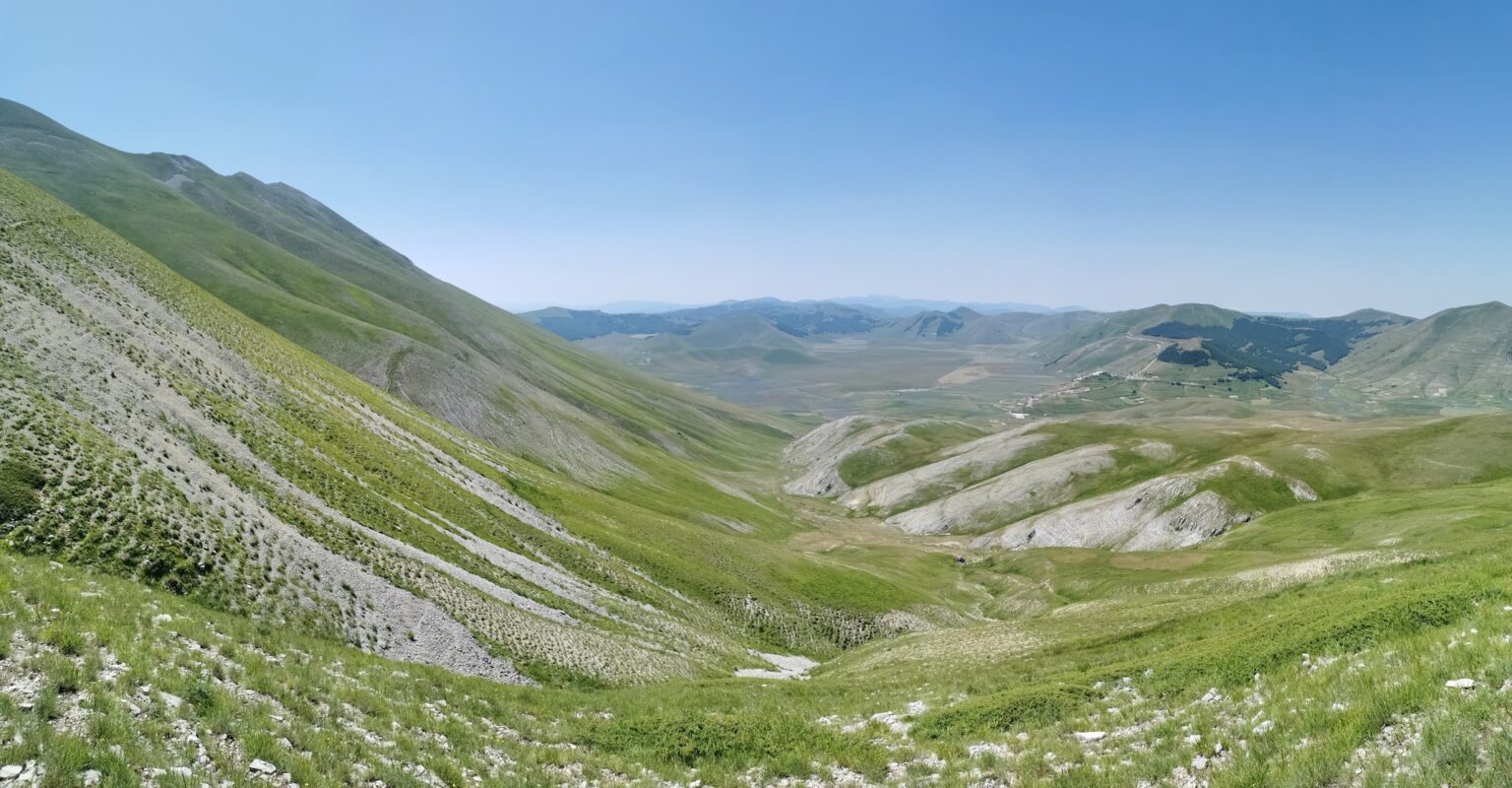 The Pian Grande seen from the Sibillini Mountains trails – Castelluccio di Norcia