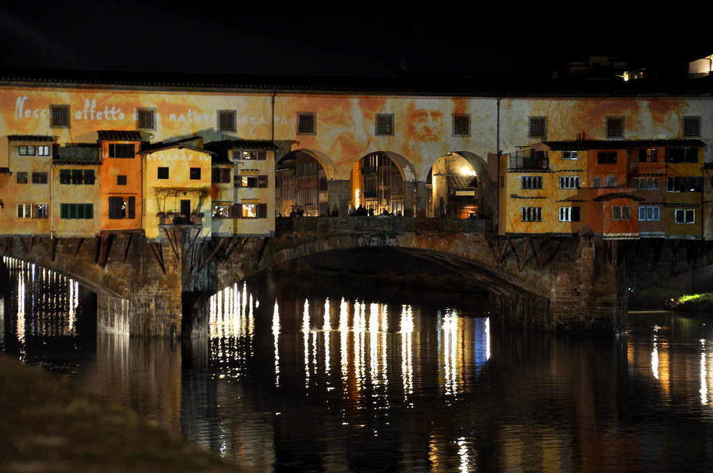 Ponte Vecchio illuminato per il Firenze Light Festival