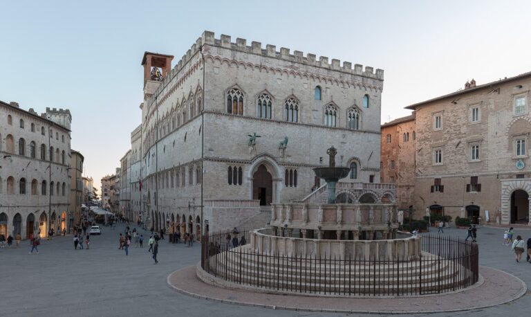 Piazza IV Novembre e la Fontana Maggiore a Perugia
